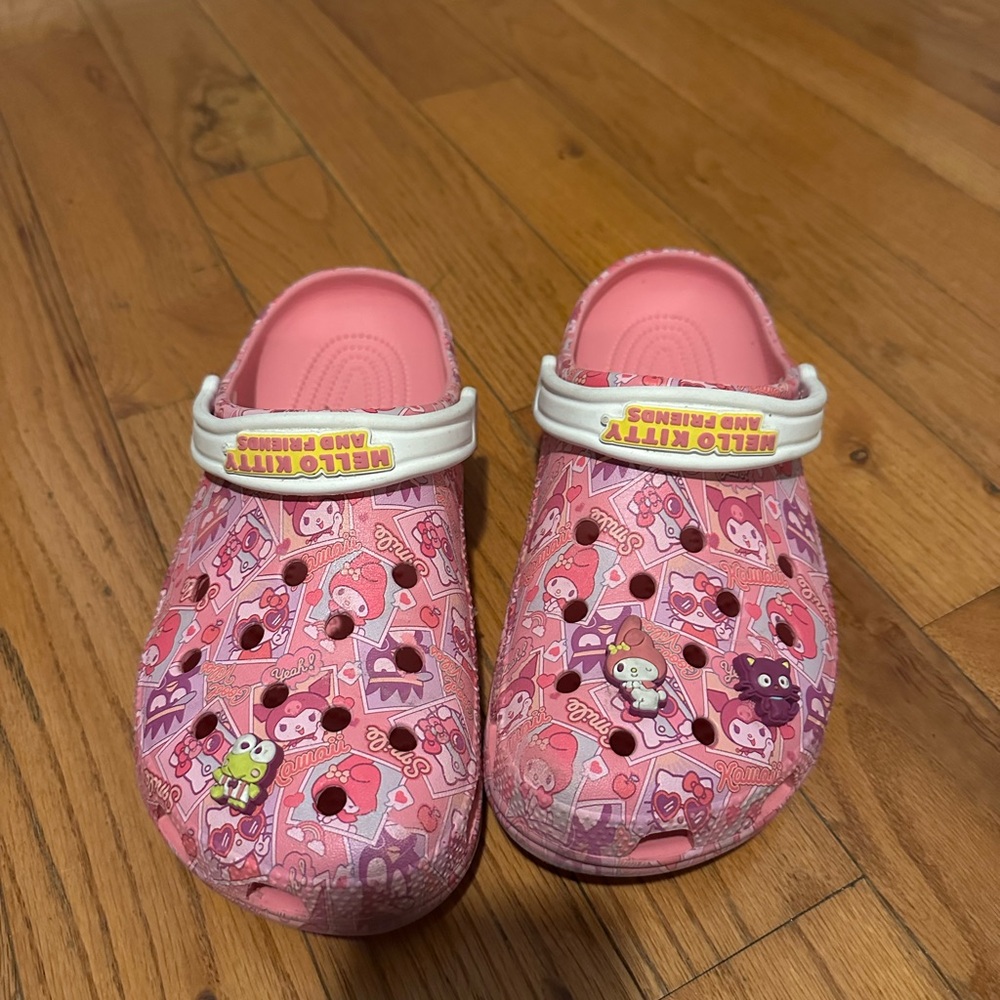 Hello Kitty Pink Patterned crocs